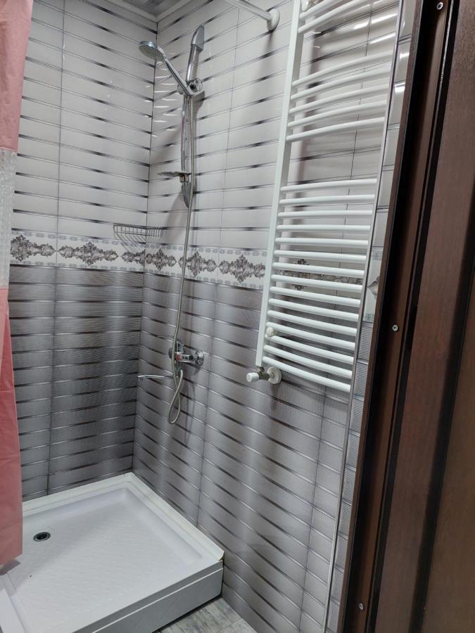 Sesilia Hotell Kazbegi Exteriör bild