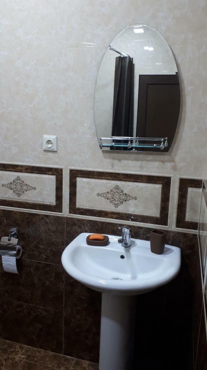 Sesilia Hotell Kazbegi Exteriör bild